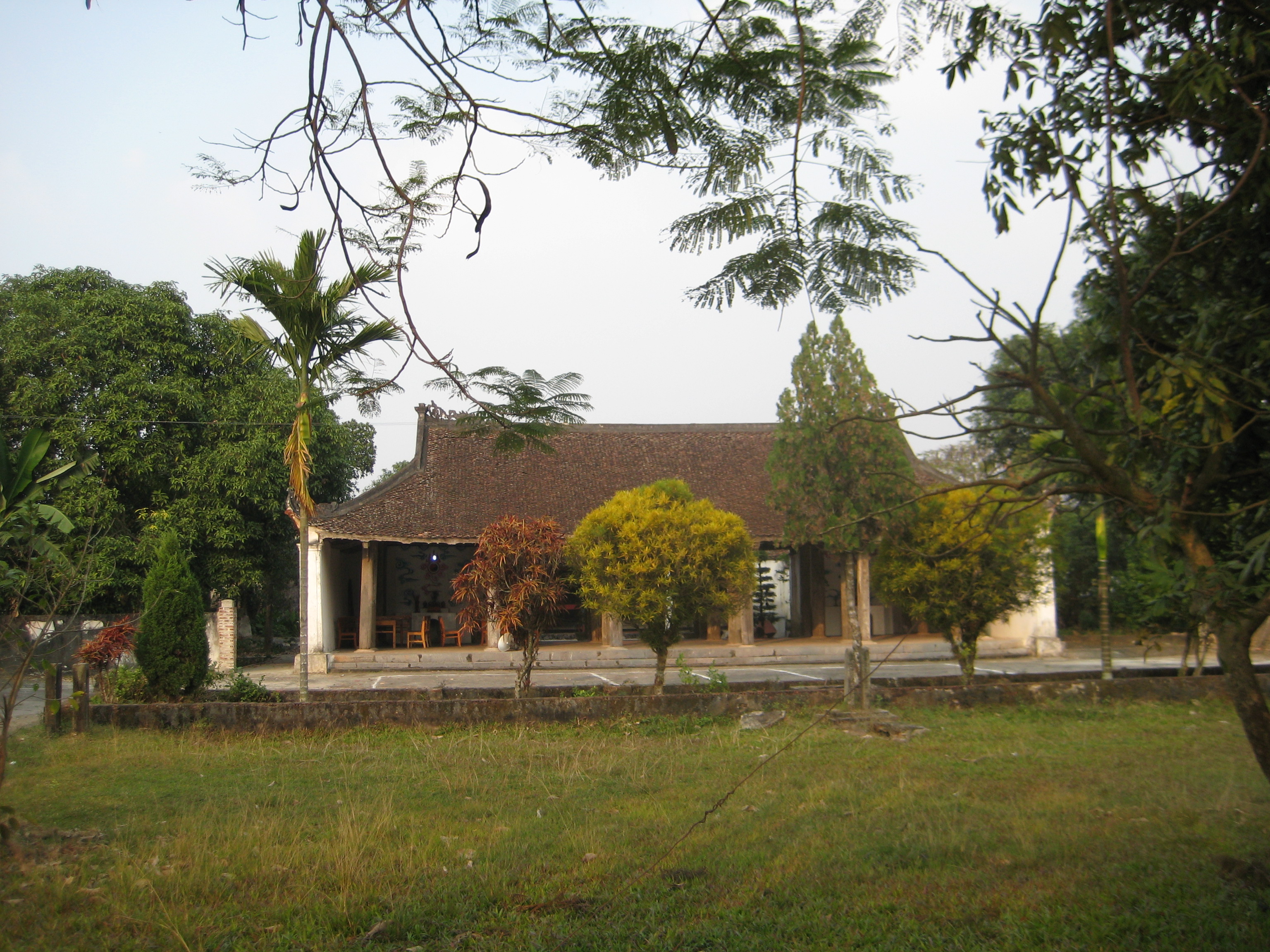 꾸어 턴 푸(cửa Thần Phù베트남어)의 딘 푸 사(Đình Phù Sa베트남어)